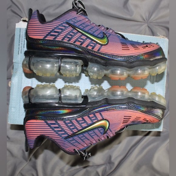 Nike Air VaporMax 360 'Magic Ember' - Picture 2 of 14
